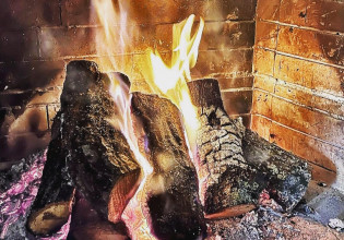 Γλυφάδα: Όλα τα σπασμένα κλαδιά και δέντρα τεμαχίζονται και χαρίζονται σε όλους δωρεάν καυσόξυλα