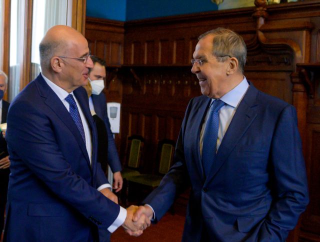 «Μια σύγκρουση στην Ουκρανία δεν θα έχει νικητή» - Τι είπαν Λαβρόφ και Έλληνας ΥΠΕΞ για Τουρκία