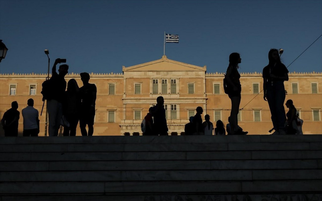 Η οικονομία, τα σενάρια εκλογών και η πολιτική σύγκρουση