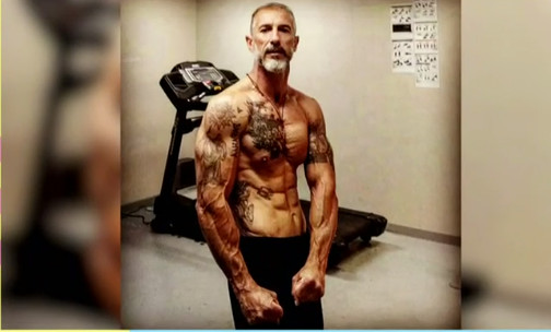 Survivor: Ποιος είναι ο νέος παίκτης Τάκης Καραγκούνιας των Μαχητών;