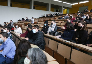 Ερευνα προειδοποιεί: Αύξηση του κινδύνου μόλυνσης από τη διά ζώσης εξεταστική στα ΑΕΙ