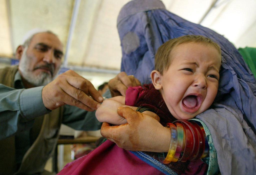 Αφγανιστάν: Μετά την επέλαση των Ταλιμπάν, επιδημία ιλαράς σκοτώνει δεκάδες παιδιά