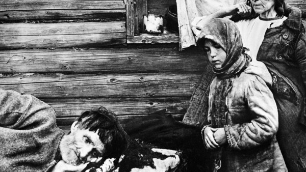 Ουκρανία: Μόνο ο πρωταγωνιστής διαφέρει…