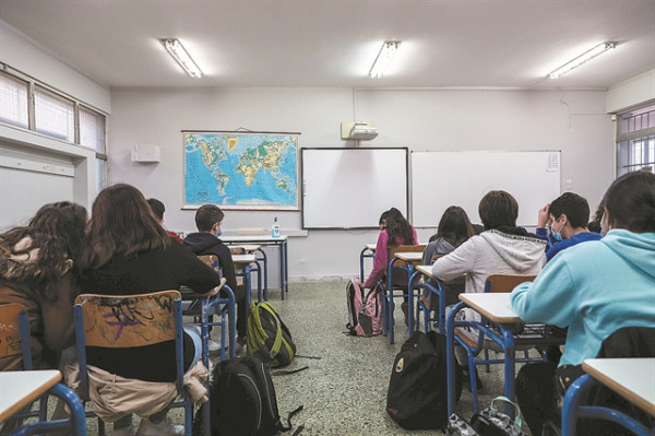 Κρήτη: Είχε δύο χρόνια να στείλει το γιο της στο σχολείο – Θα παρουσιαστεί στον εισαγγελέα