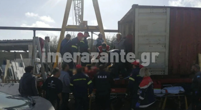 Τραγωδία στη Ζάκυνθο: Εργάτες καταπλακώθηκαν από μάρμαρα σε επιχείρηση - Ένας νεκρός