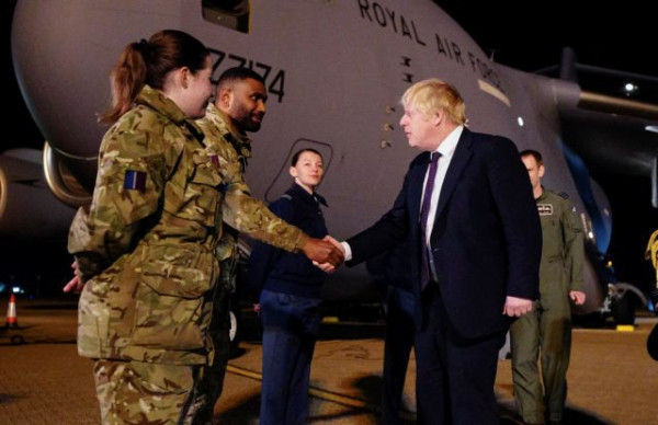 Πόλεμος στην Ουκρανία: Οι βρετανικές εταιρίες που συνεργάζονται με τη Ρωσία θα πρέπει να “σκεφθούν σοβαρά”, το μήνυμα Τζόνσον