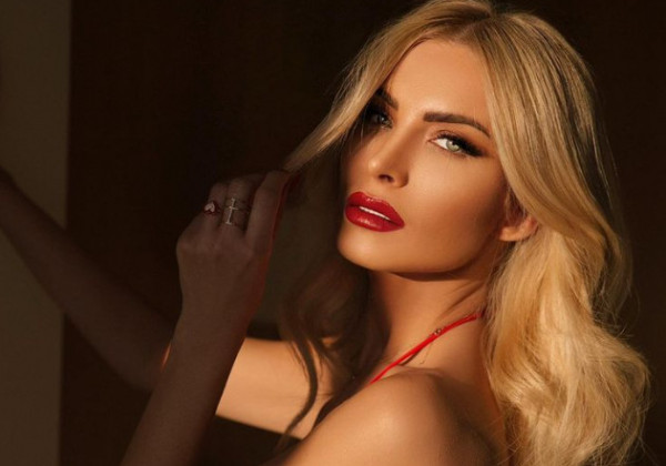 Κατερίνα Καινούργιου: Η παρουσιάστρια νοστάλγησε την παιδική της ηλικία