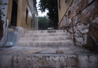 Καιρός: Πτώση της θερμοκρασίας, βροχές και καταιγίδες την Τετάρτη