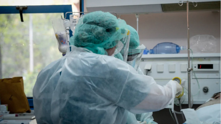 Κύπρος: Η Ομικρον μπορεί να προκαλεί βαρύτερη νόσηση από ό,τι υπολογιζόταν