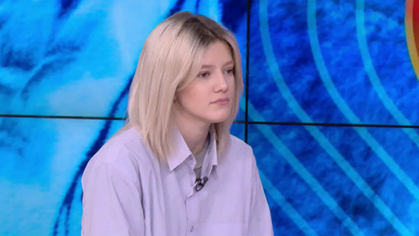 Λία Τσουζντάν: «Χτυπούν και αμάχους – Υπάρχουν νεκροί στους δρόμους»