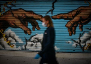 Ζαούτης: Θα συνεχιστεί η μείωση των θανάτων – Η Όμικρον μάλλον θα φέρει το τέλος της έντονης φάσης