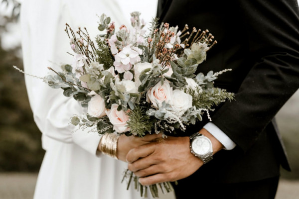 Έρευνα: Ποια είναι η κατάλληλη ηλικία για γάμο