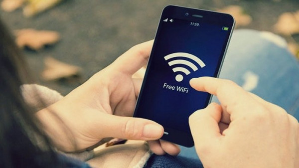 Έρχονται 3.000 δωρεάν δημόσια WiFi hotspots σε όλη τη χώρα – Σημαντική ενίσχυση 125 εκατ. ευρώ από την ΕΤΕπ
