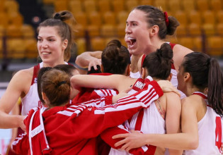 Στην Καλλιθέα για το «8 στα 8» τα κορίτσια του Ολυμπιακού