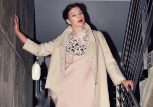 Μίλα Γιόβιτς: «Γροθιά στο στομάχι» το μήνυμά της για τον πόλεμο στην Ουκρανία