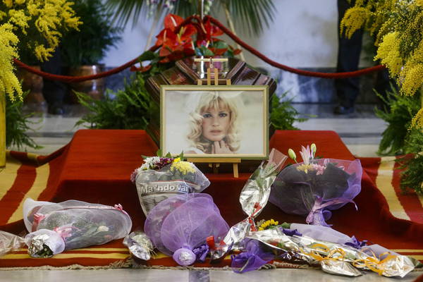 Μόνικα Βίτι: Τελευταίο αντίο σήμερα στο «χαμογελαστό κορίτσι»