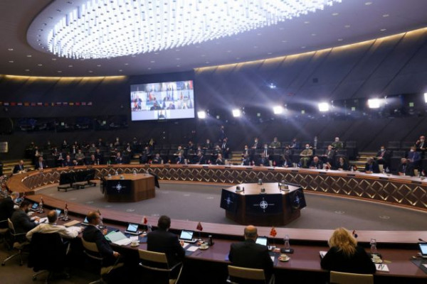 Πόλεμος στην Ουκρανία – Σε εξέλιξη η έκτακτη Σύνοδος Κορυφής του ΝΑΤΟ