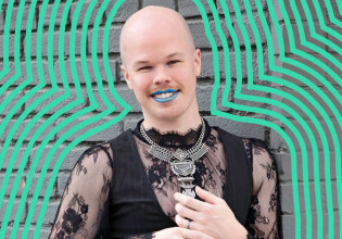 ΗΠΑ: Ο Μπάιντεν διόρισε ΛΟΑΤΚΙ ακτιβιστή και οι Ρεπουμπλικάνοι γίνονται… πυρ και μανία