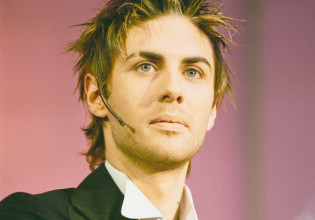 Νότης Χριστοδούλου: Η μητέρα μου δεν αποδέχθηκε ποτέ ότι είμαι ομοφυλόφιλος