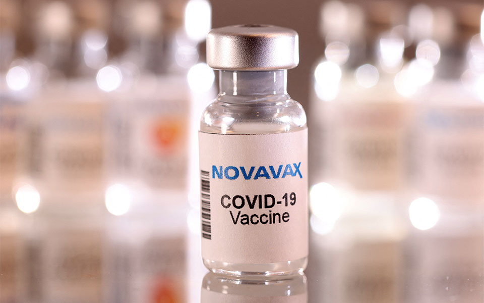 Εμβόλιο Novavax: Έρχονται μισό εκατ. δόσεις μέχρι τον Μάρτιο - Οι διαφορές του με τα mRNA
