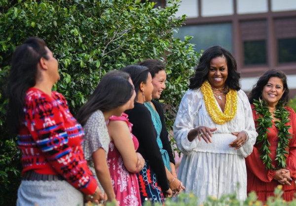 Μισέλ Ομπάμα: Δεύτερη μητέρα για νεαρά κορίτσια – Τι συμβουλές τους έδωσε
