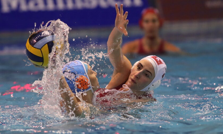 Πόλο γυναικών: Τα χρυσά κορίτσια του Θρύλου έβαλαν πλώρη για ακόμη ένα Final Four