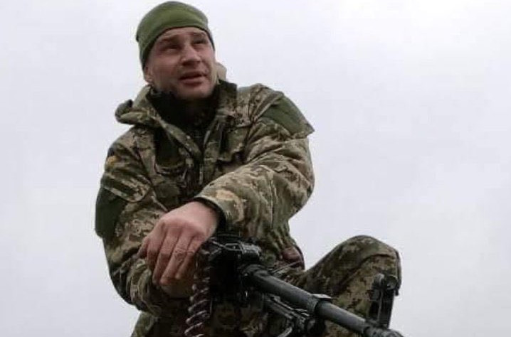 Πόλεμος στην Ουκρανία: Ο δήμαρχος του Κιέβου μάχεται κατά των ρωσικών στρατευμάτων