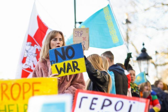 Πόλεμος στην Ουκρανία: Αστέρες του Χόλιγουντ κατά της ρωσικής επίθεσης