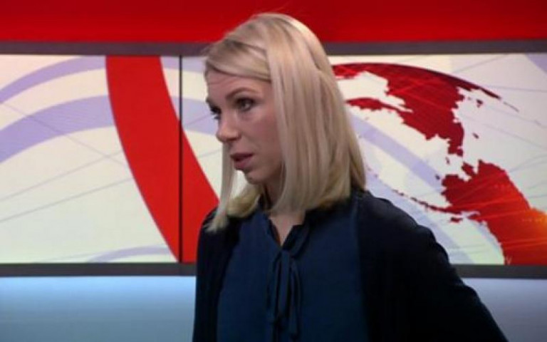 Ουκρανία: Η στιγμή που δημοσιογράφος του BBC βλέπει live το βομβαρδισμένο σπίτι της στο Κίεβο