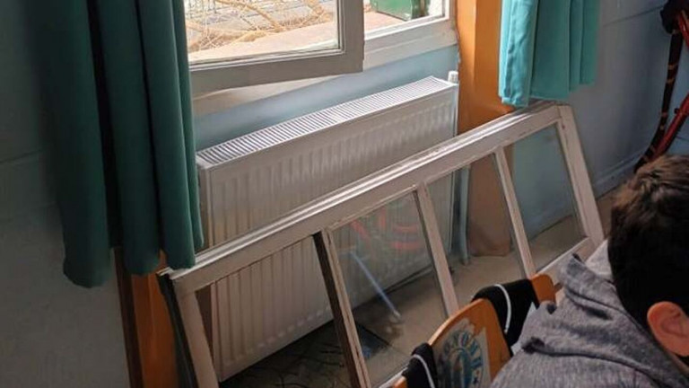 Θεσσαλονίκη: Εισαγγελέας για το παράθυρο που έπεσε σε σχολείο εν ώρα μαθήματος