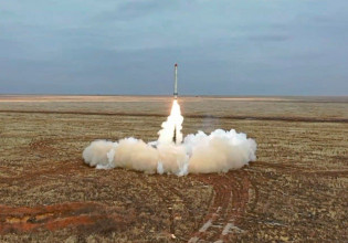 Πόλεμος στην Ουκρανία: Ο Πούτιν θέτει σε επιφυλακή τα πυρηνικά της Ρωσίας