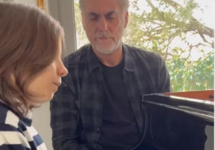 «Όλο μ’ αφήνεις να σ’ αφήσω»: Απίστευτη εκτέλεση από τον Στέλιο Κερασίδη και τον Φίλιππο Πλιάτσικα