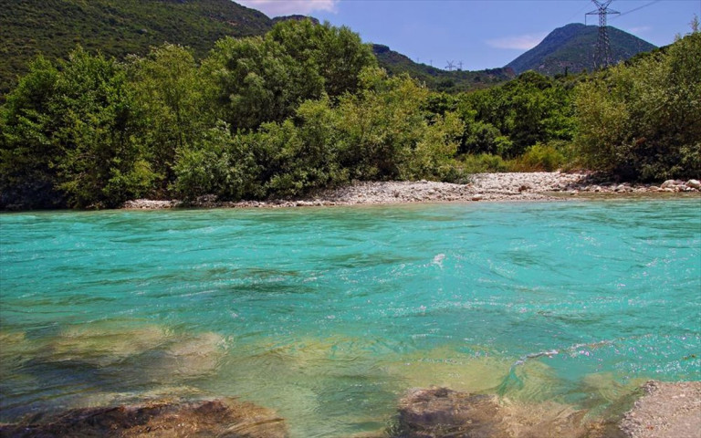 Ερευνα: Η ρύπανση από τα φάρμακα απειλεί πολλά ποτάμια της Γης