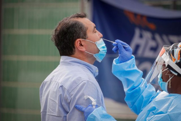 Κοροναϊός: Πώς αποζημιώνεται η επιπλέον άδεια των εργαζόμενων λόγω Covid μετά τις νέες ρυθμίσεις