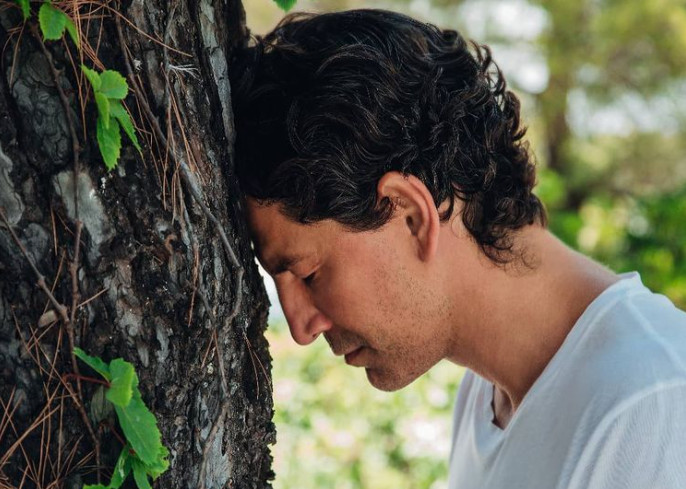 Αναδίπλωση Ρουβά μετά το σάλο: «Στέκομαι δίπλα στα θύματα εγκληματικών πράξεων»