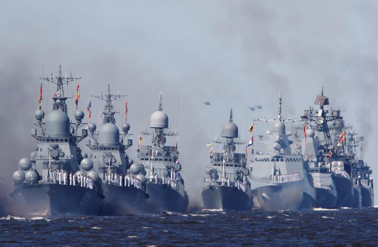 Ρωσία: Επίδειξη ισχύος με δεκάδες πολεμικά πλοία να αποπλέουν από Σεβαστούπολη και Νοβοροσίσκ