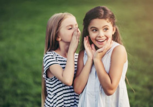 Πώς θα μεγαλώσουμε εχέμυθα παιδιά;