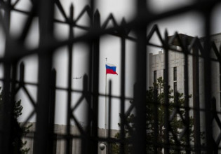 Ουκρανία: Το Κίεβο ζητά από τους Ουκρανούς να εγκαταλείψουν τη Ρωσία