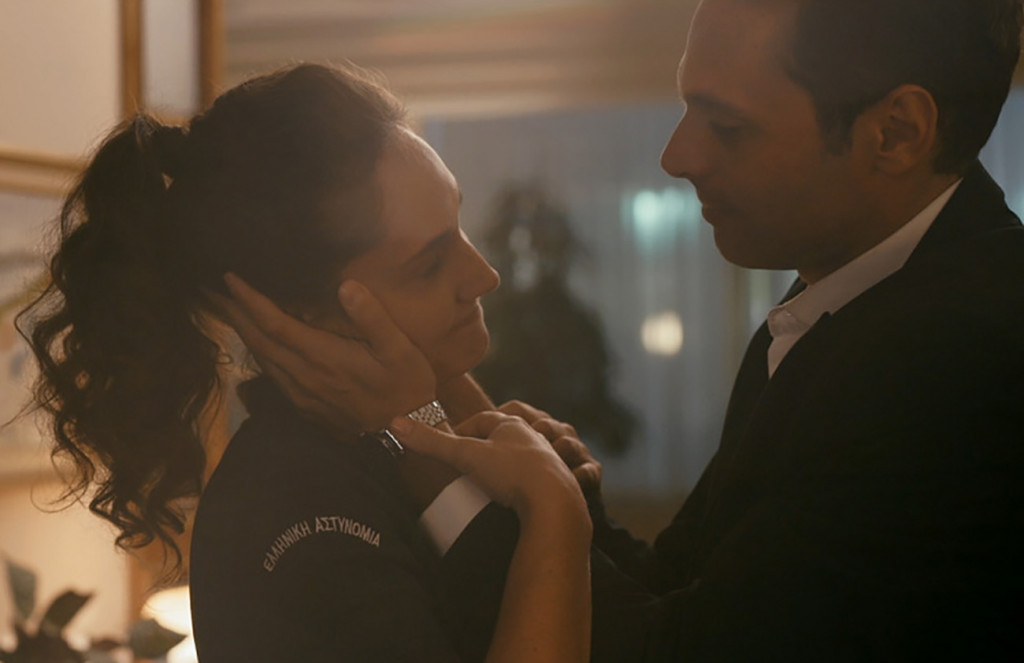 Σκοτεινή θάλασσα: Αποκλειστικό απόσπασμα από το αποψινό επεισόδιο!