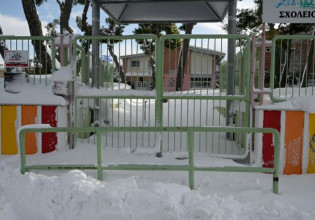 Κλειστά σχολεία στη Δυτ. Μακεδονία λόγω των σφοδρών χιονοπτώσεων