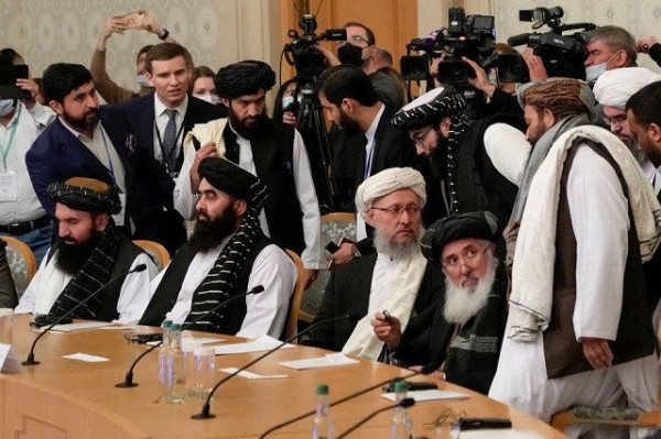 Γενεύη: Ο επικεφαλής του Παγκόσμιου Οργανισμού Υγείας συνάντησε τον υπουργό Υγείας των Ταλιμπάν