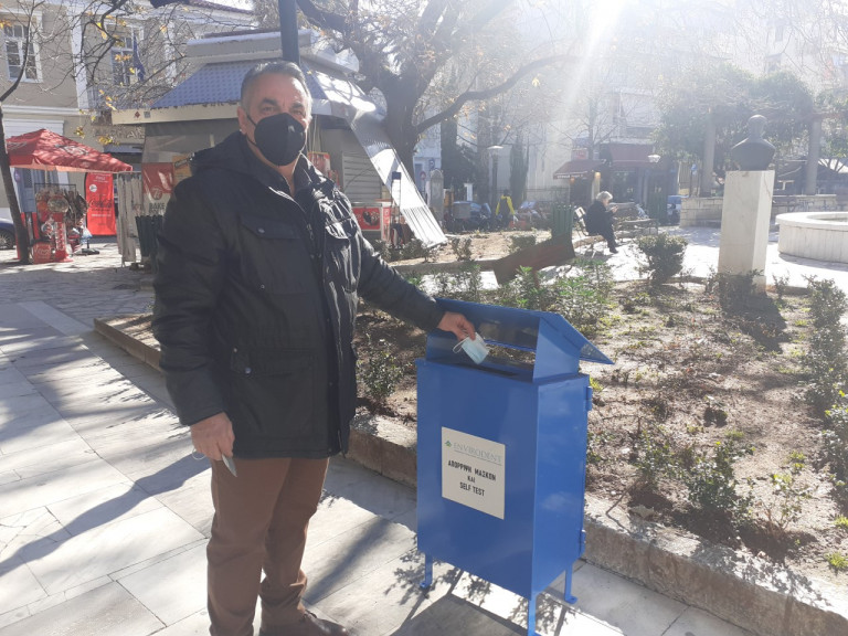 Αγρίνιο: Τοποθετήθηκαν ειδικοί κάδοι για την απόρριψη μασκών και rapid ή self test