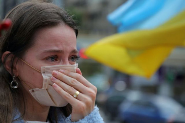 Ουκρανία: Η φρίκη του πολέμου μέσα από τα λόγια προσφύγων