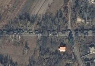 Maxar: Εικόνες μεγάλης ρωσικής οχηματοπομπής και με άρματα μάχης που κινείται προς το Κίεβο