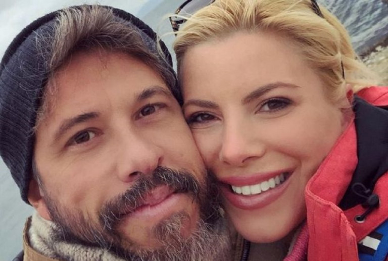 Αντελίνα Βαρθακούρη: Η ανάρτηση και οι τρυφερές ευχές στον σύζυγό της, Χάρη, για την γιορτή του