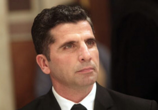 Θανάσης Βισκαδουράκης: Στο χειρουργείο ο ηθοποιός – Η ανάρτηση μέσα από την κλινική