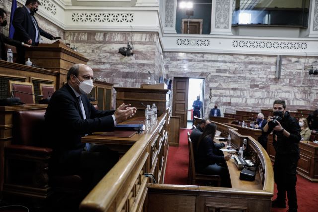 Στην Ολομέλεια της Βουλής αύριο το νομοσχέδιο για τον ΕΦΚΑ - Επίθεση Χατζηδάκη σε ΣΥΡΙΖΑ