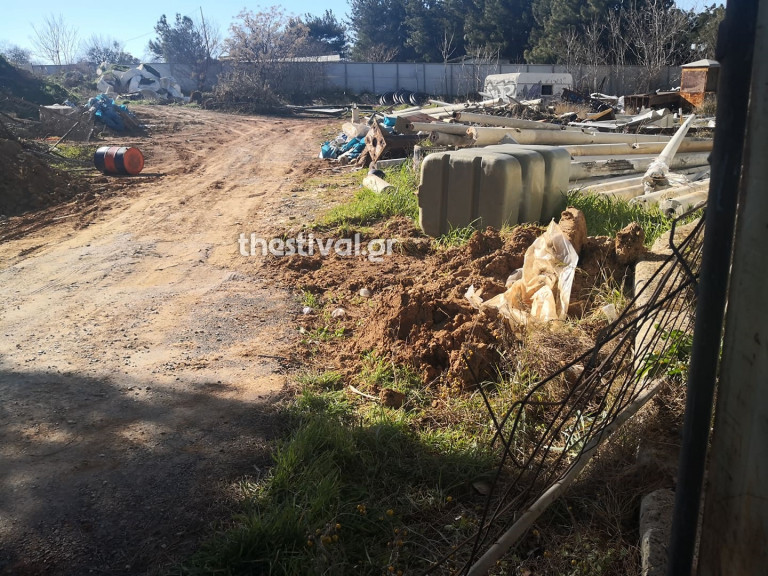 Θεσσαλονίκη: Σοκάρει ο μάρτυρας που βρήκε το νεκρό βρέφος – Ήταν γυμνό με τον ομφάλιο λώρο