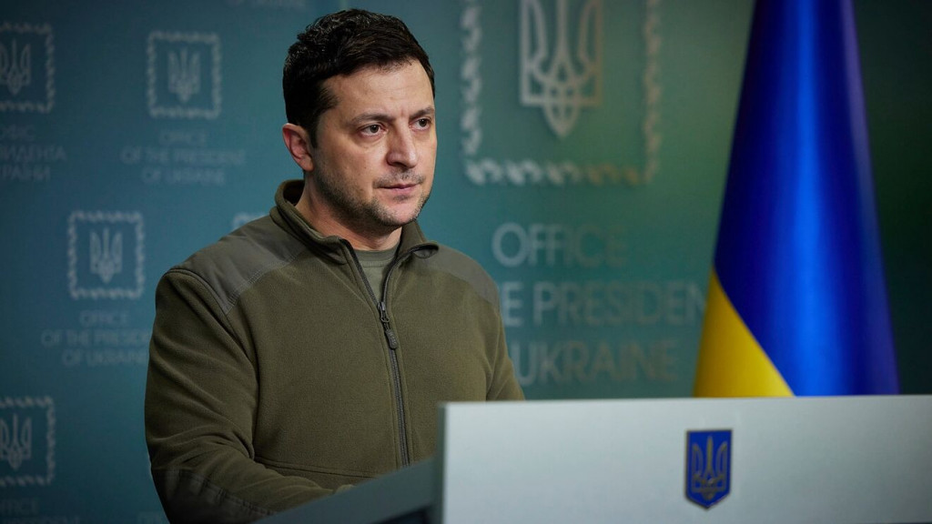 Ζελένσκι: Ζητά ξένους εθελοντές να πολεμήσουν στην Ουκρανία – Η Βρετανία τους ανοίγει την πόρτα