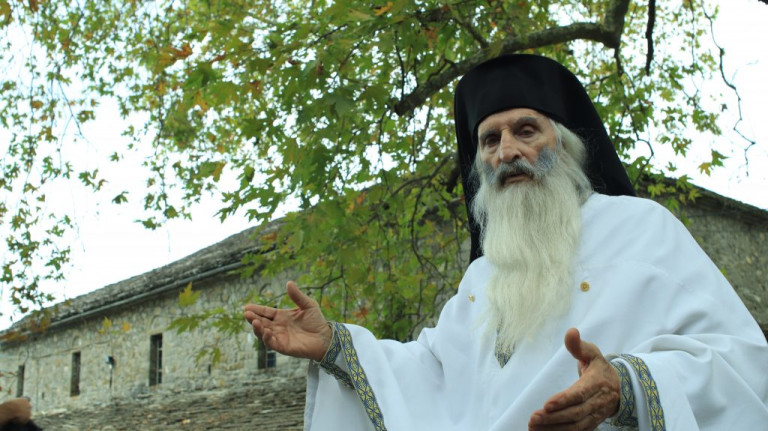 Άγιος Παΐσιος: Πρεμιέρα την Πέμπτη στις 22.30 στο MEGA